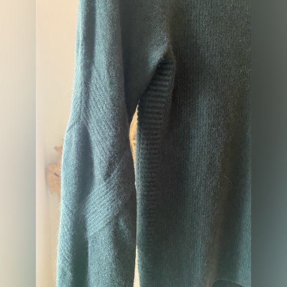 Zella Sweater, Dark Green, size XXS, worn once. - Picture 3 of 9